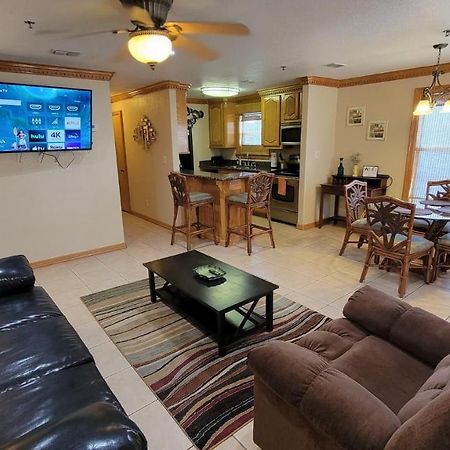 Cozy 2 Bedroom With Big Pool - Campeche Triplex Unit C Home South Padre Island Exterior photo