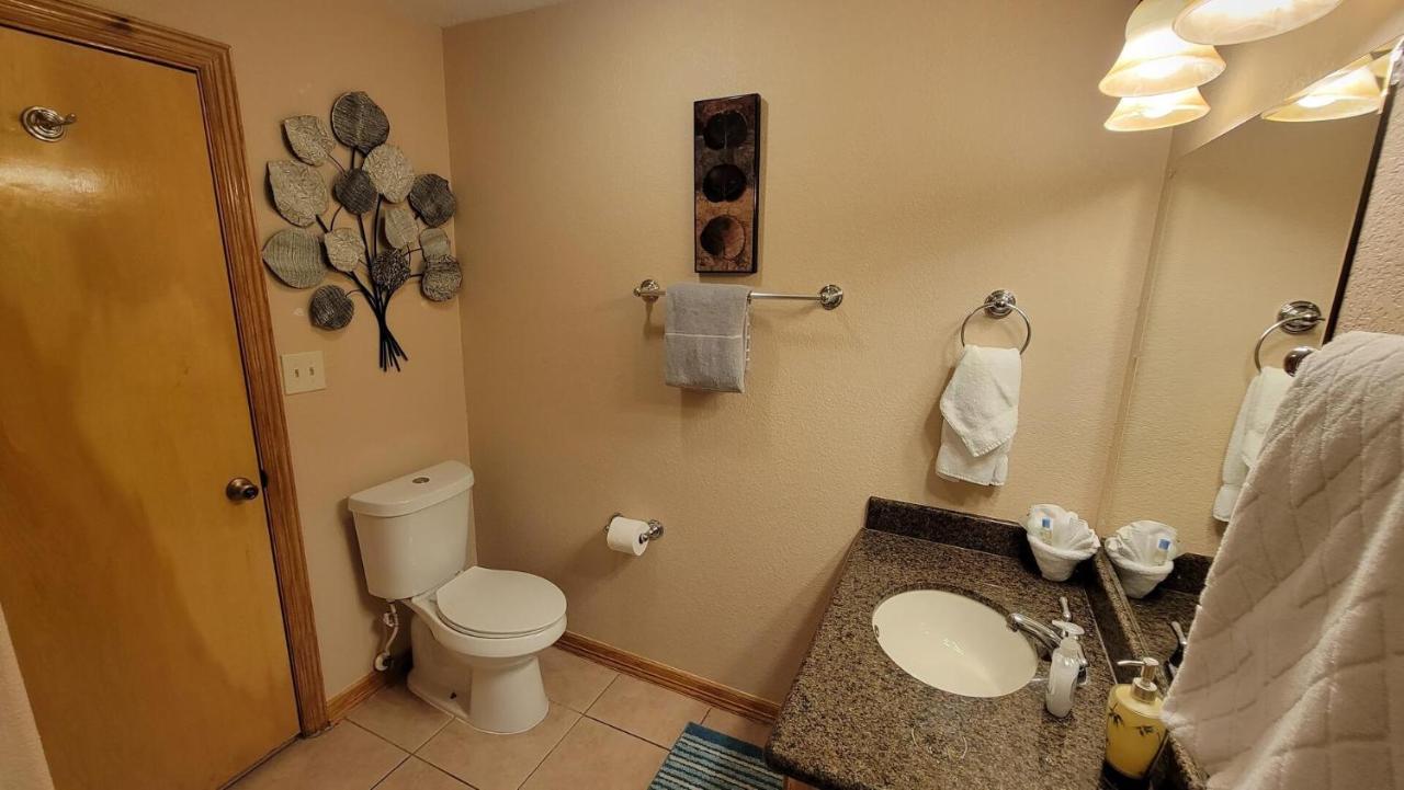 Cozy 2 Bedroom With Big Pool - Campeche Triplex Unit C Home South Padre Island Exterior photo