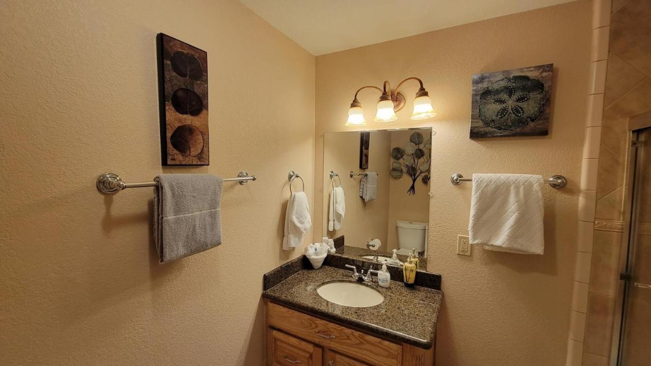Cozy 2 Bedroom With Big Pool - Campeche Triplex Unit C Home South Padre Island Exterior photo